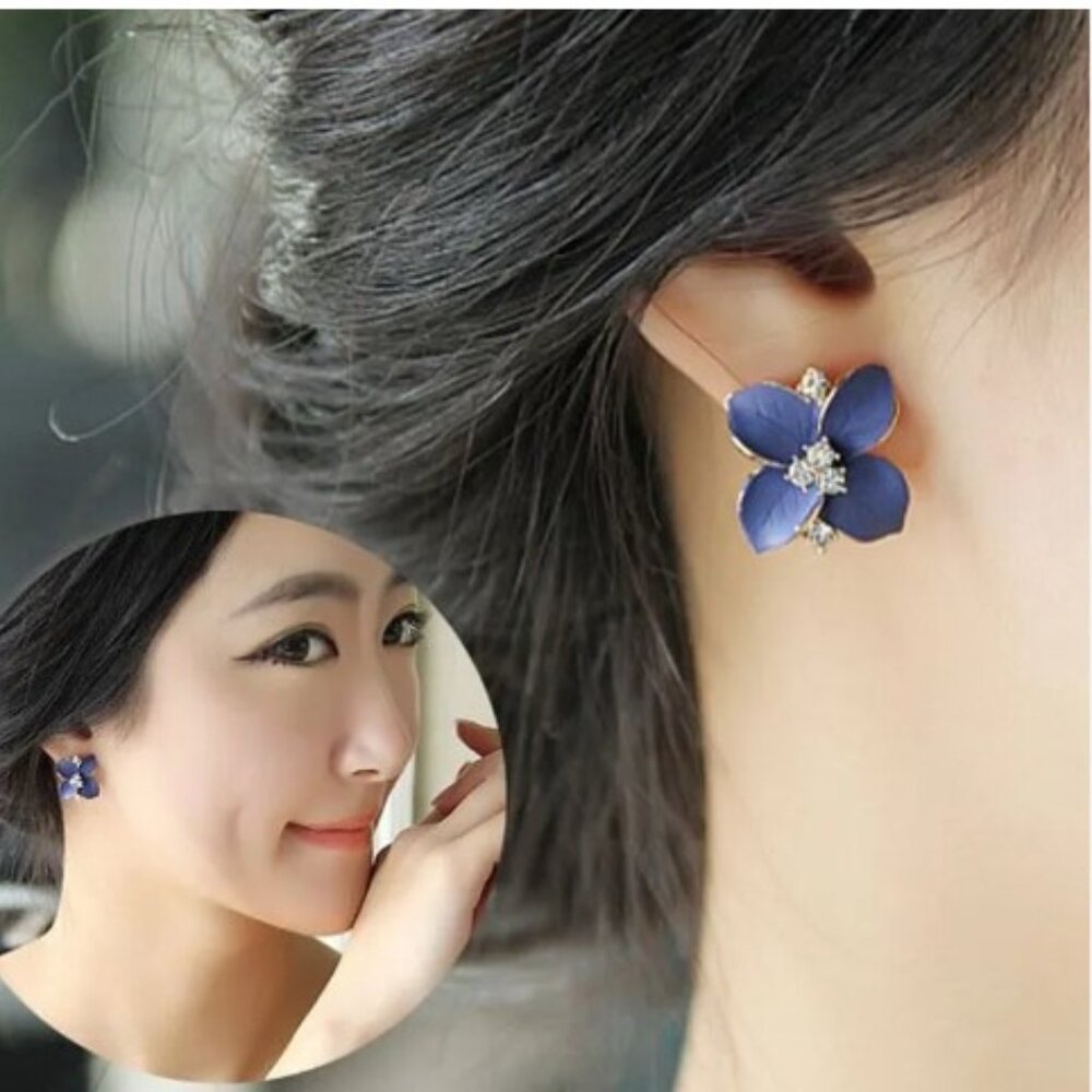 Flower Earring Blue Floral Gold Toned‎ Simulated Diamonds